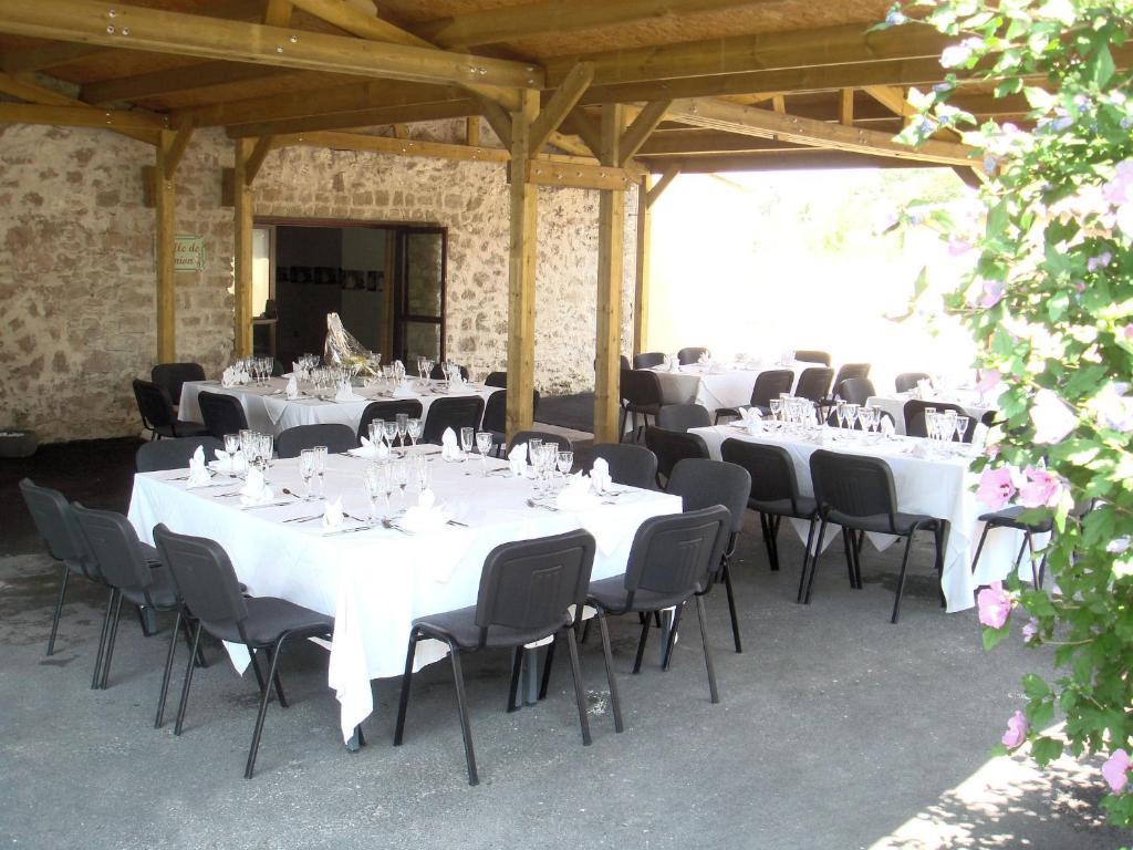 فندق Auberge De Bonpas Logis De France أفينيون المظهر الخارجي الصورة
